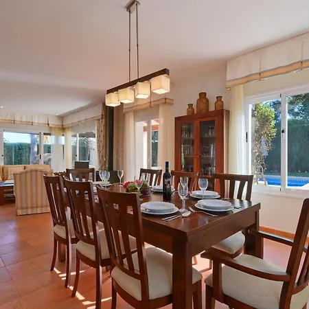 Alaya Villa *