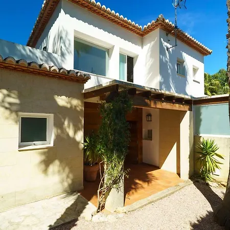 Alaya Villa *