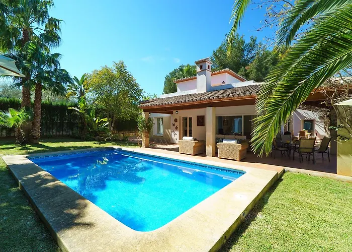Alaya By Aguilarent Vila